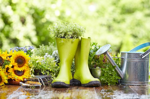 Certificate of public liability insurance for garden care